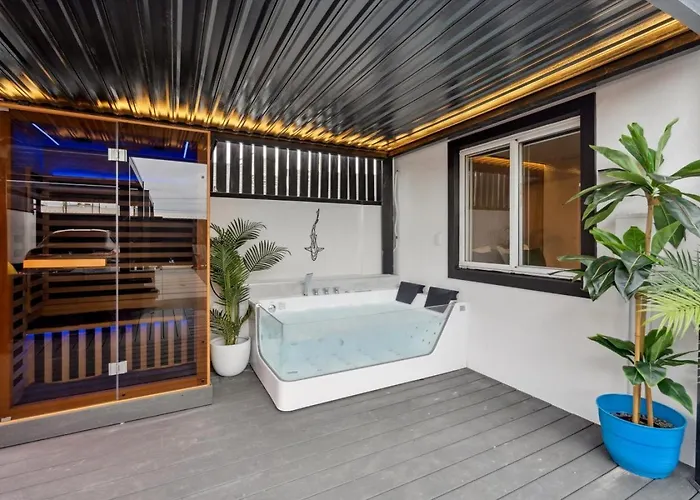 Wellness Escape Solas And Euphoria Holiday home Phoenix