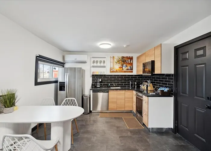 Wellness Escape Solas And Euphoria Holiday home Phoenix